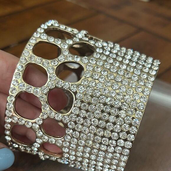 Gold Crystal chunky bangle bracelet - Picture 6 of 7